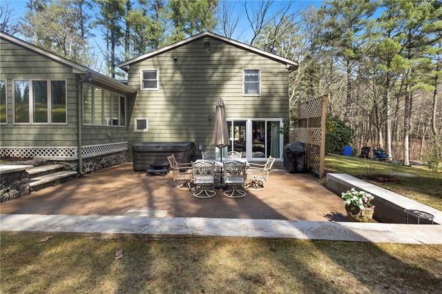 1031 Town Farm Road, Coventry, RI 02816