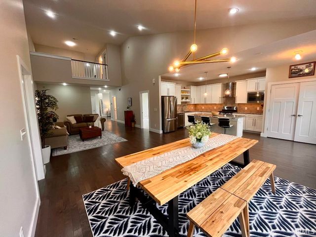 1610 S Hathaway Court, Bloomington, IN 47401