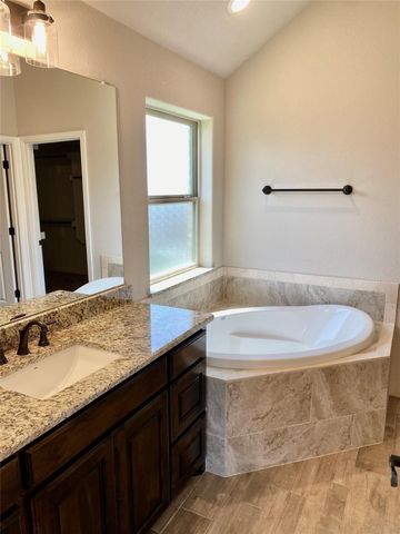 3002 Promenade Drive, Granbury, TX 76049