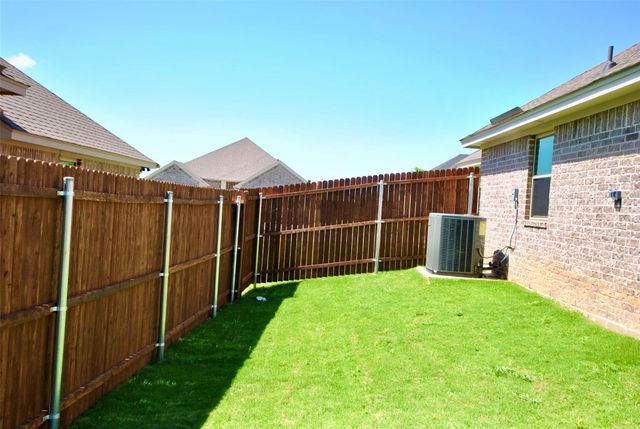 3002 Promenade Drive, Granbury, TX 76049