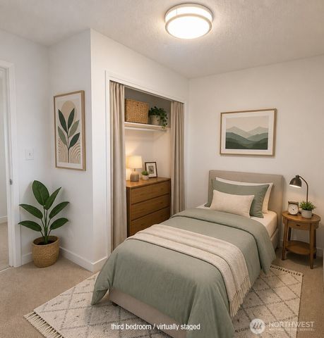 936 N 101st Street, Seattle, WA 98133