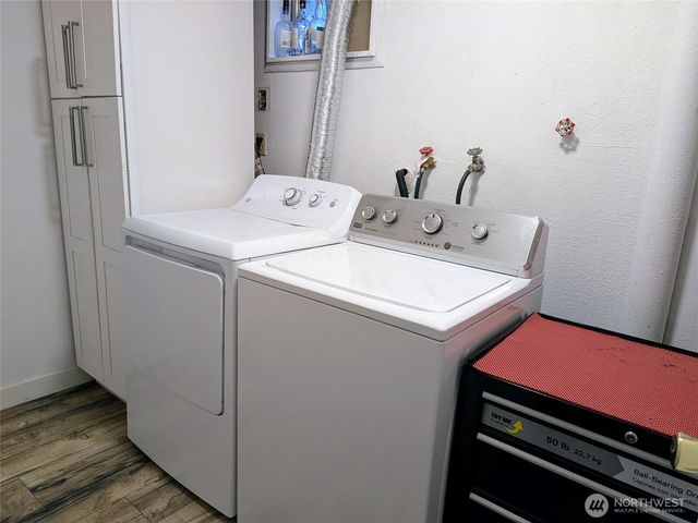 936 N 101st Street, Seattle, WA 98133