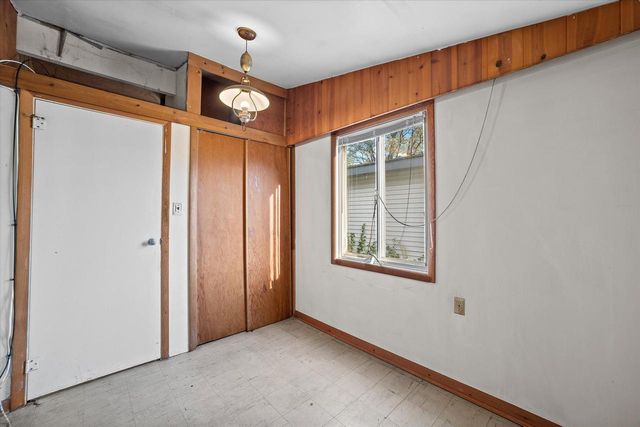 10410 Root River DRIVE, Caledonia, WI 53108