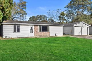 10410 Root River DRIVE, Caledonia, WI 53108