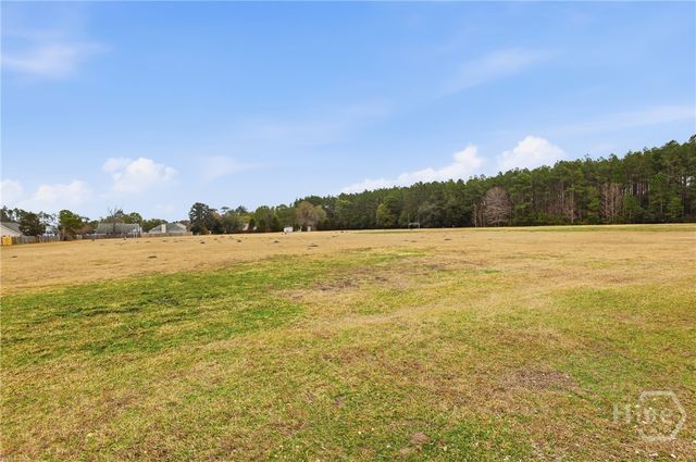 102 Sandstone Drive, Bloomingdale, GA 31302