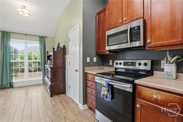 102 Sandstone Drive, Bloomingdale, GA 31302