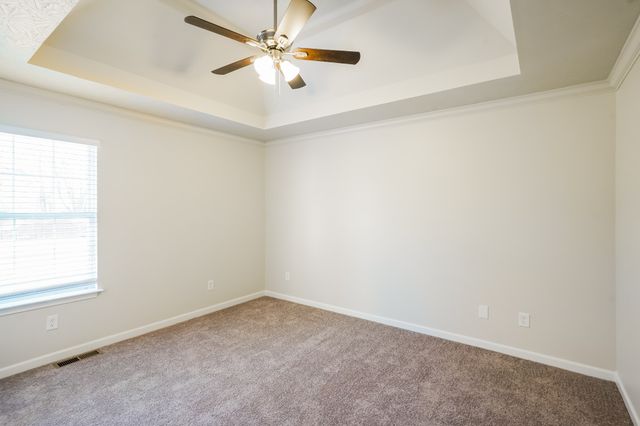 145 Summerlin Dr, Gallatin, TN 37066