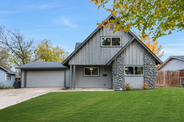 760 Ponderosa Drive, Hurst, TX 76053