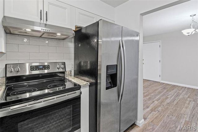 10135 Sakura Drive G, St Louis, MO 63128