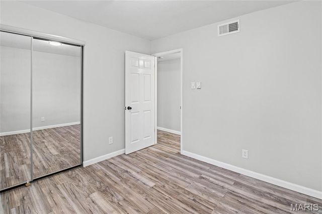 10135 Sakura Drive G, St Louis, MO 63128