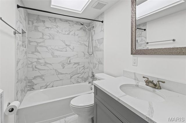 10135 Sakura Drive G, St Louis, MO 63128