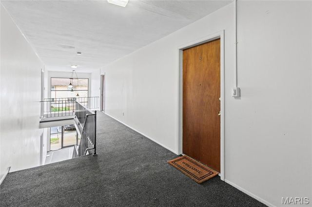 10135 Sakura Drive G, St Louis, MO 63128