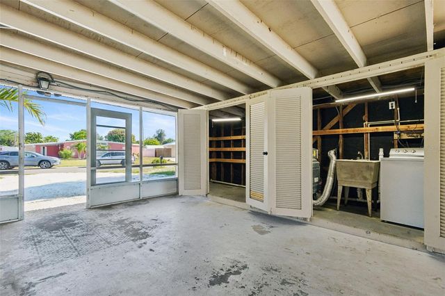 2416 EMORY AVENUE, Bradenton, FL 34207