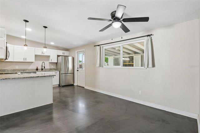2416 EMORY AVENUE, Bradenton, FL 34207