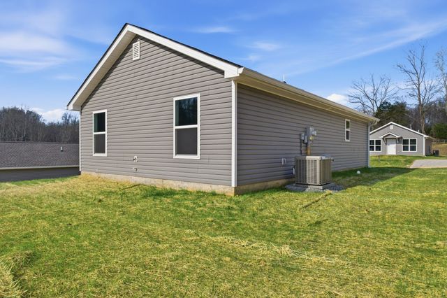 106 Hill Place Court, Dickson, TN 37055