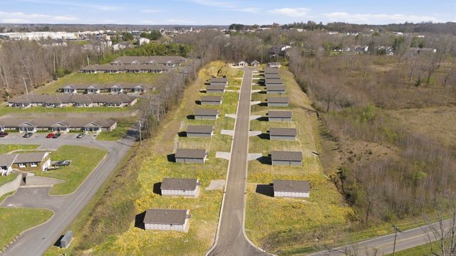 106 Hill Place Court, Dickson, TN 37055