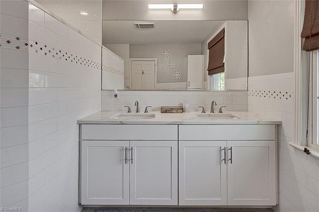 1143 Westover Terrace, Asheboro, NC 27205