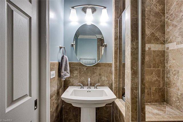 1143 Westover Terrace, Asheboro, NC 27205