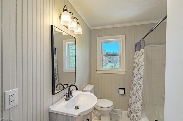 277 Simpson Mill Road, Mount Airy, NC 27030