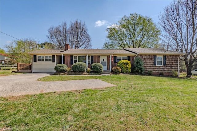 277 Simpson Mill Road, Mount Airy, NC 27030