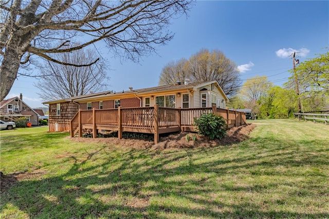 277 Simpson Mill Road, Mount Airy, NC 27030