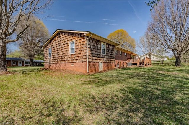 277 Simpson Mill Road, Mount Airy, NC 27030