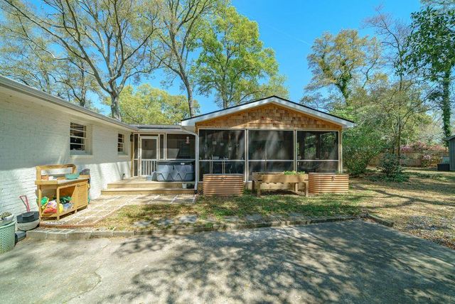 673 Edmonds Drive, Charleston, SC 29412