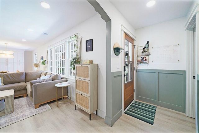 673 Edmonds Drive, Charleston, SC 29412