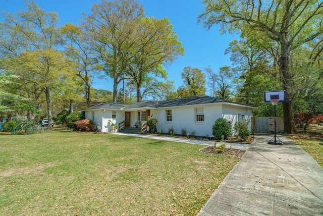673 Edmonds Drive, Charleston, SC 29412