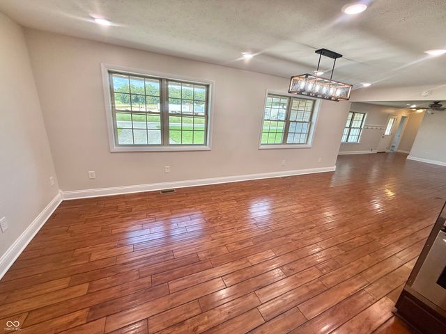 545 E State Road 250, Brownstown, IN 47220
