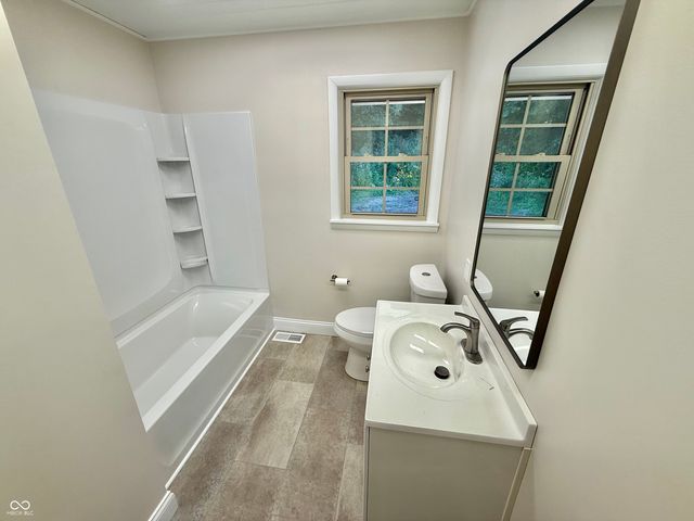 545 E State Road 250, Brownstown, IN 47220