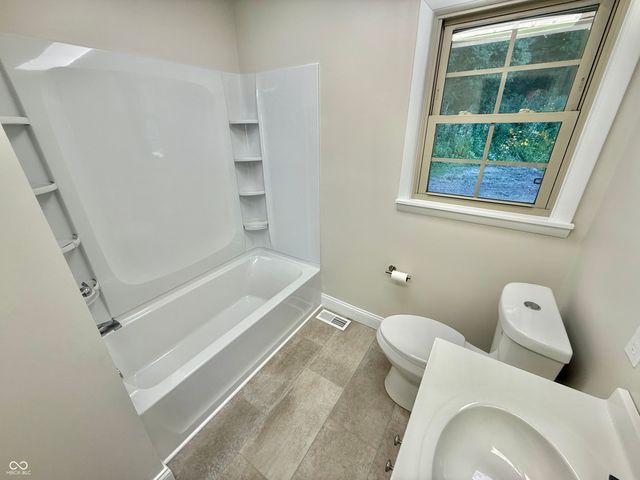 545 E State Road 250, Brownstown, IN 47220