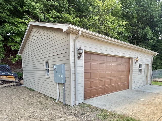 545 E State Road 250, Brownstown, IN 47220