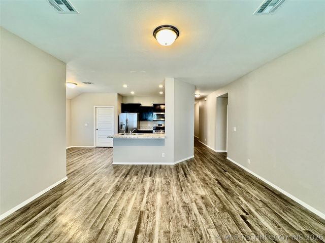 14315 N 73rd East Avenue, Collinsville, OK 74021