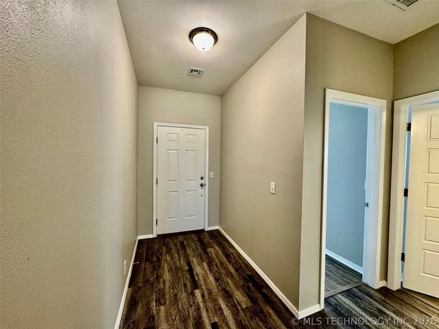 14315 N 73rd East Avenue, Collinsville, OK 74021