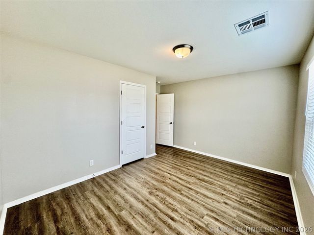 14315 N 73rd East Avenue, Collinsville, OK 74021