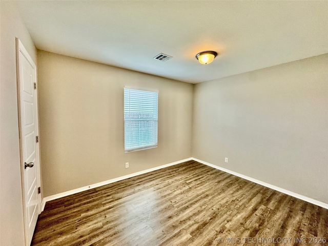 14315 N 73rd East Avenue, Collinsville, OK 74021