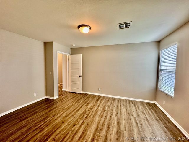 14315 N 73rd East Avenue, Collinsville, OK 74021