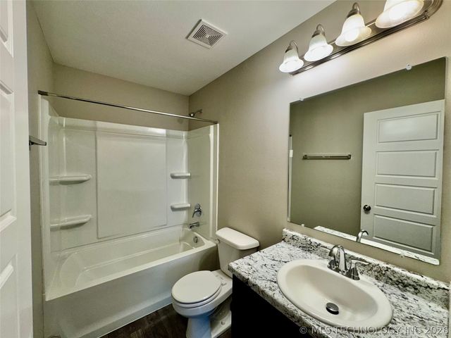 14315 N 73rd East Avenue, Collinsville, OK 74021