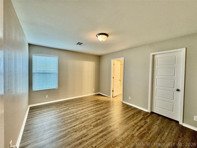 14315 N 73rd East Avenue, Collinsville, OK 74021