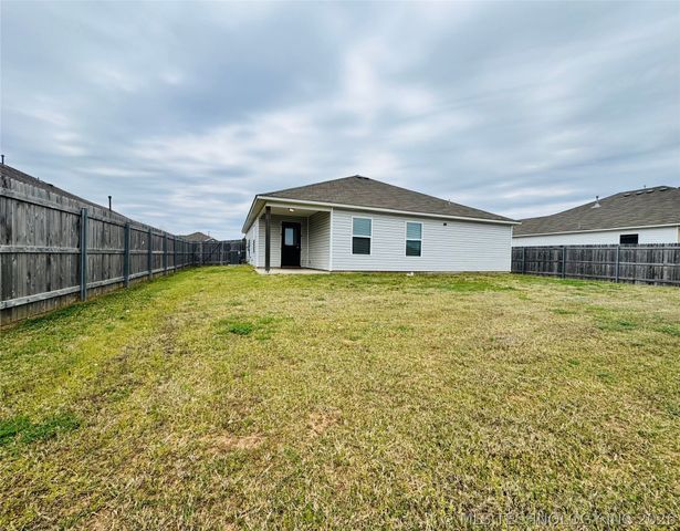 14315 N 73rd East Avenue, Collinsville, OK 74021