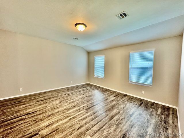 14315 N 73rd East Avenue, Collinsville, OK 74021