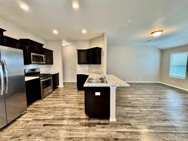 14315 N 73rd East Avenue, Collinsville, OK 74021