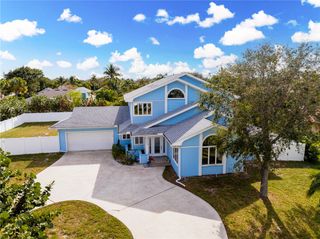 2195 Seminole Shores Lane, Vero Beach, FL 32963