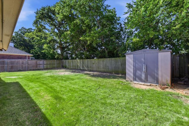 5308 Kayanne Lane, Denton, TX 76208