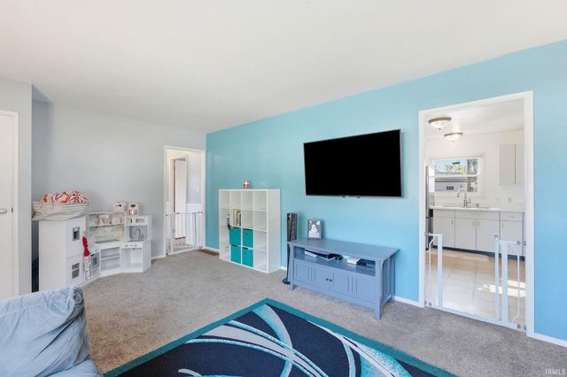 5414 N Stony Run Lane, Fort Wayne, IN 46825