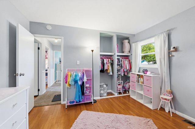 5414 N Stony Run Lane, Fort Wayne, IN 46825