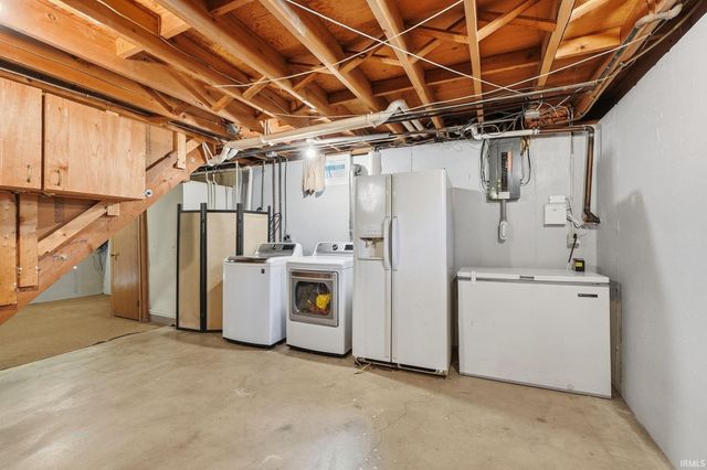 5414 N Stony Run Lane, Fort Wayne, IN 46825