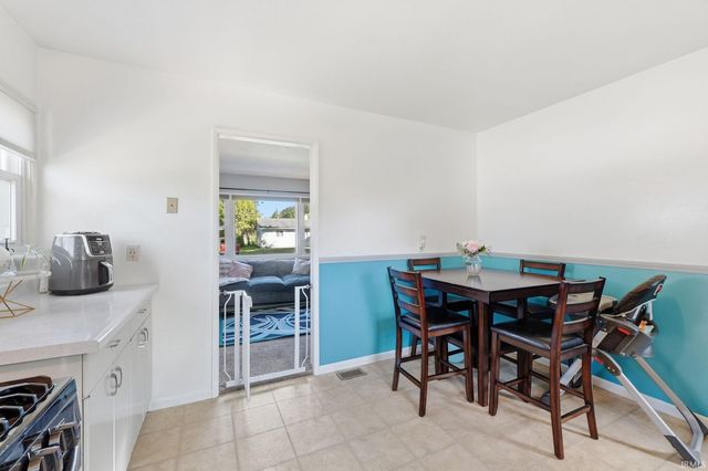 5414 N Stony Run Lane, Fort Wayne, IN 46825