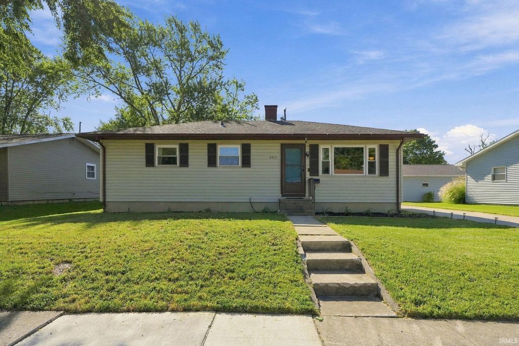 5414 N Stony Run Lane, Fort Wayne, IN 46825